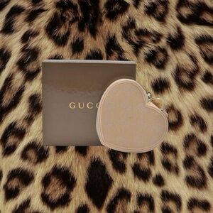 Gucci Beige Heart Wallet
